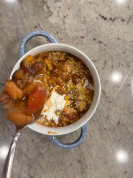 Easy, hearty, smoky, and simmered to perfection — this homemade chili is the ultimate bowl of cozy comfort.